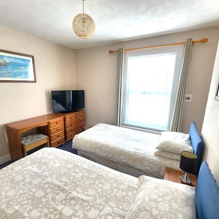 Comfortable Victorian 3 Bedroom Semi-Detached House With Fast Wi-Fi Sittingbourne Exterior foto