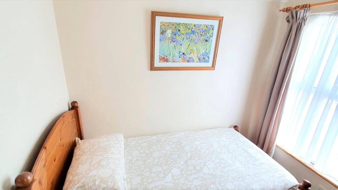 Comfortable Victorian 3 Bedroom Semi-Detached House With Fast Wi-Fi Sittingbourne Exterior foto